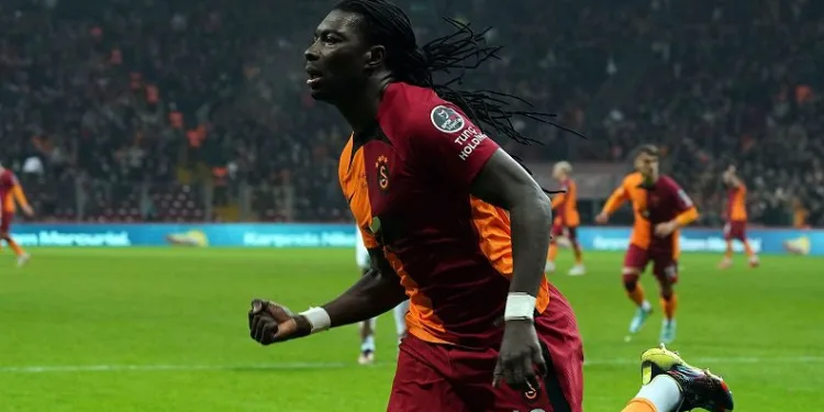 Galatasaray’da Gomis’in geleceği yarın belli olacak!