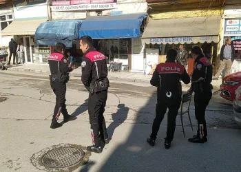 Çay ocağına silahla ateş açıldı