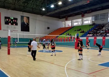 Elazığ’ın ev sahipliğinde voleybol grup müsabakaları başladı