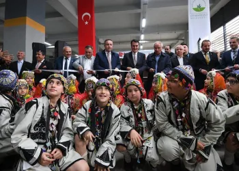 Yunuseli’ne hem otopark hem kapalı pazar alanı
