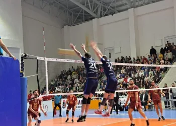 AXA Voleybol Efeler Ligi: TÜRŞAD: 0 – Galatasaray: 3