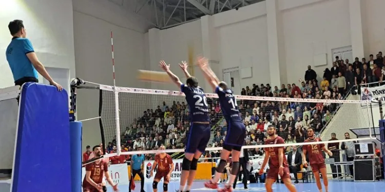 AXA Voleybol Efeler Ligi: TÜRŞAD: 0 – Galatasaray: 3