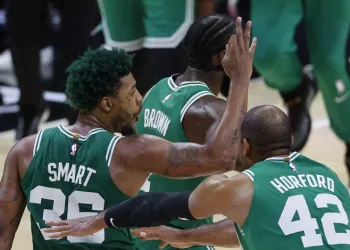 NBA’de Boston Celtics, konferans yarı finaline yükseldi
