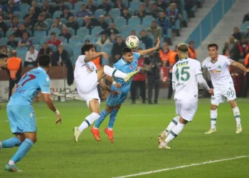 Konyaspor ile Trabzonspor 44. randevuda