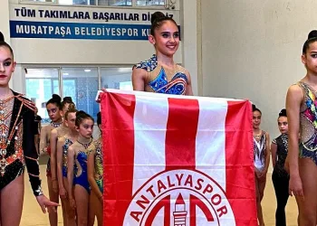 Antalyaspor Cimnastik Takımı Yıldızlar Akdeniz Şampiyonu