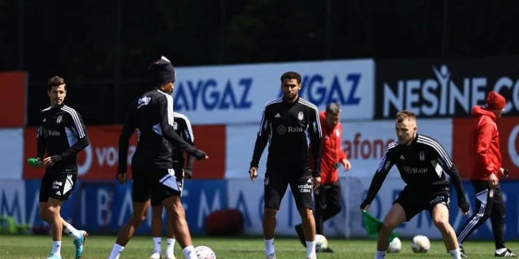 Beşiktaş, Galatasaray maçı hazırlıklarını sürdürdü