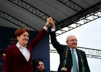 Kılıçdaroğlu ve Akşener Kocaeli’den hitap etti