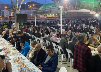 Yeniden Refah Partisi Bursa Osmangazi kadın kolları iftarda buluştu
