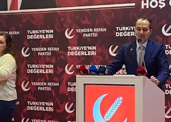 Fatih Erbakan Bursa’da iftar programına katıldı