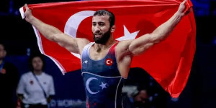 Burhan Akbudak Avrupa Şampiyonu