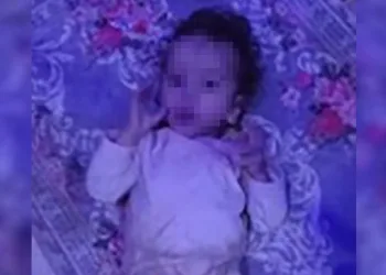Çöp evde bulunan çocuk devlet korumasında