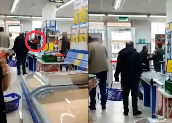Bursa’da müşteri ile kasiyerin kavgası kamerada