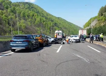 Anadolu Otoyolu’nda zincirleme kaza