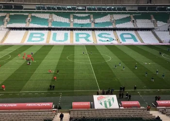 Bursaspor – 24Erzincanspor maçı Line TV ekranlarında