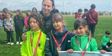 Elif Ada Akgün, 60 metre il birincisi oldu