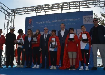 Ayvalık Yarışları ev sahipliği yapıyor