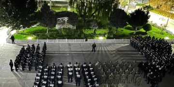 Van Gölü’nde inci kefali için av yasağı başlıyor
