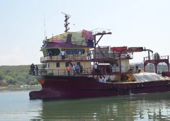 Denizlerde endüstriyel av yasağı başladı