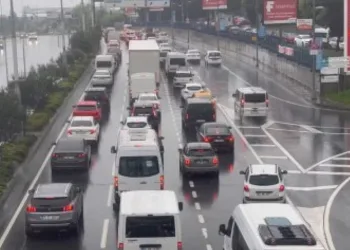 Basın Ekspres yolunda trafik durma noktasına geldi