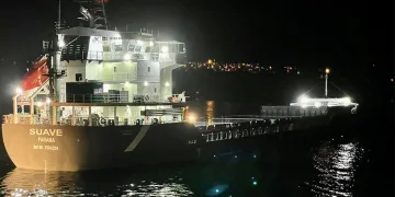 Çanakkale Boğazı’nda gemi makine arızası yaptı
