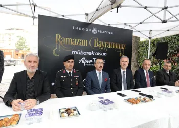 “İki bayramı bir arada yaşıyoruz”