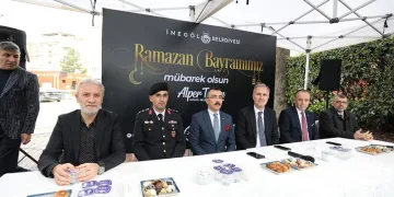 “İki bayramı bir arada yaşıyoruz”