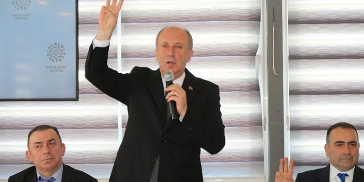 “Üçüncü yol. Ne sağdan ne soldan. Atatürk’ün yolundan”