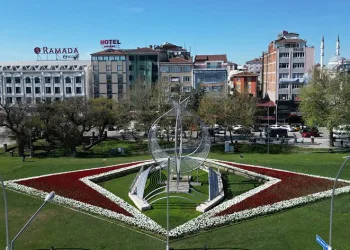 TOGG’un logosunu çiçeklerle işlediler