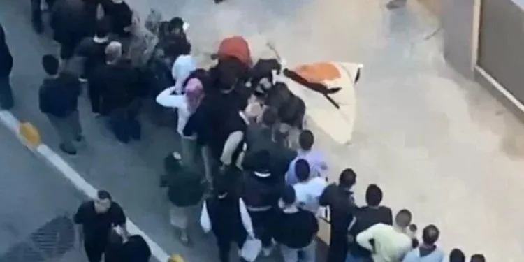 14 yaşındaki kız terastan düştü