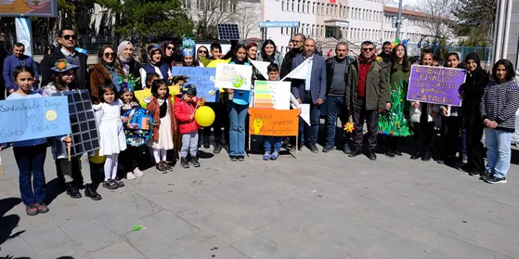 ”Geleceğe Enerjin Kalsın” isimli proje
