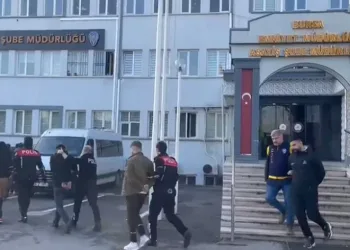 Motosiklet hırsızlığı çetesi polisten kaçamadı