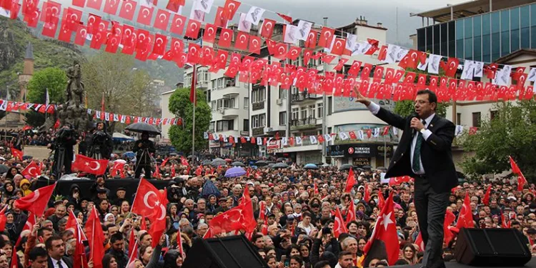 “Biz özgürlüğünden taviz vermez bir milletiz”