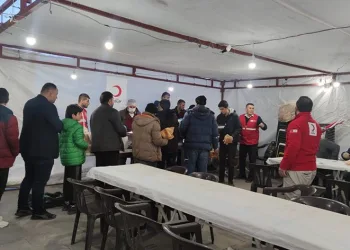 Kızılay Hakkari’de iftar çadırı açtı