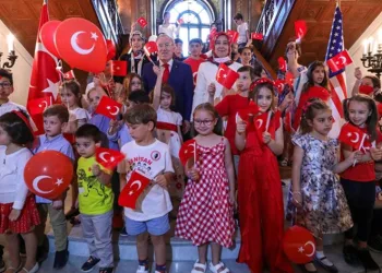 Washington Büyükelçiliğinde 23 Nisan kutlaması