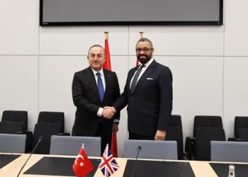 Çavuşoğlu, mevkidaşı Cleverly ile görüştü