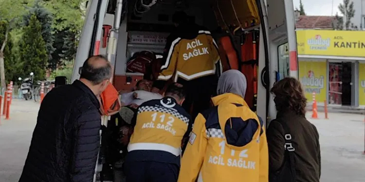 Makineye kolunu kaptıran işçi yaralandı