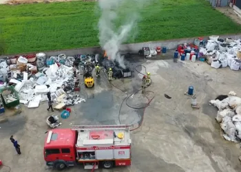 Bursa’da geri dönüşüm tesisinde yangın