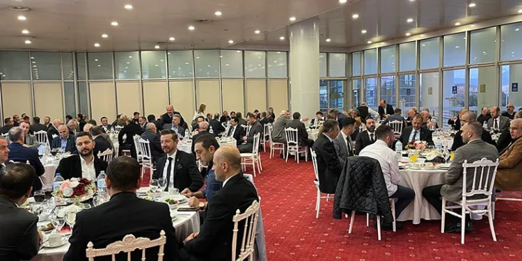 “Bursa, deprem bölgesinde samimi gayret gösteriyor”