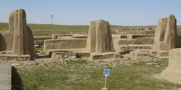 İran’ın antik şehri: Hasanlu Tepesi