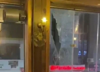 Kafeye silahlı saldırı, 2 yaralı