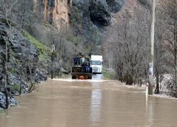 Munzur çayı taştı