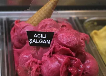 Acılı şalgamdan dondurma