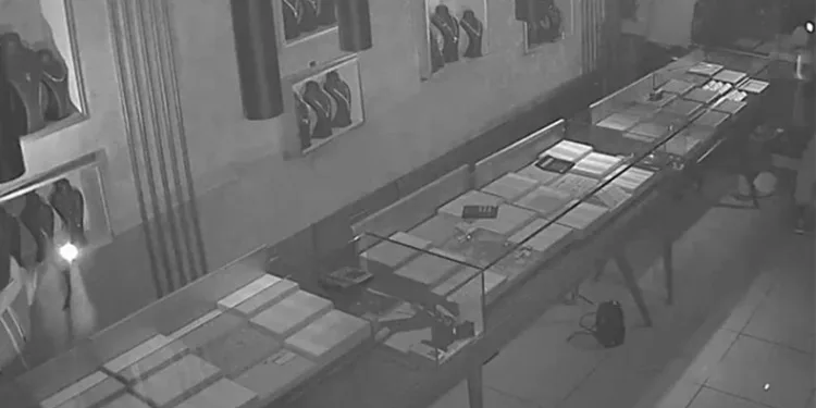 İki dakikada milyonluk kuyumcu vurgunu