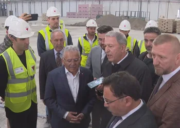 Akar’dan Havalimanı Binası inşaatında inceleme