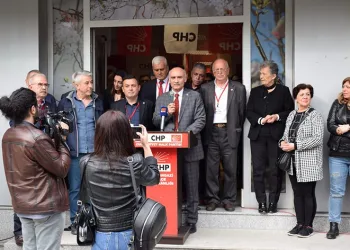 Osmangazi CHP’den Hürriyet’e Seçim Ofisi