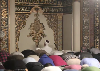 Bursalılar Ulu Cami’ye akın etti