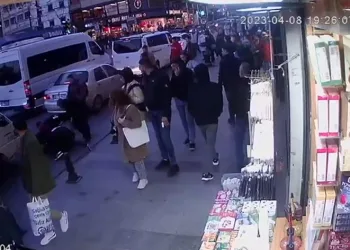 Kapkaççıyı vatandaşlar yakaladı