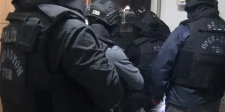 El Kaide ve DEAŞ’a yönelik operasyon