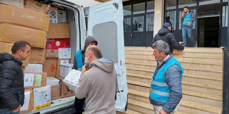 Hatay’a ramazan kolisi desteği