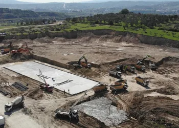Defne Devlet Hastanesi’nde çalışmalar hızla sürüyor